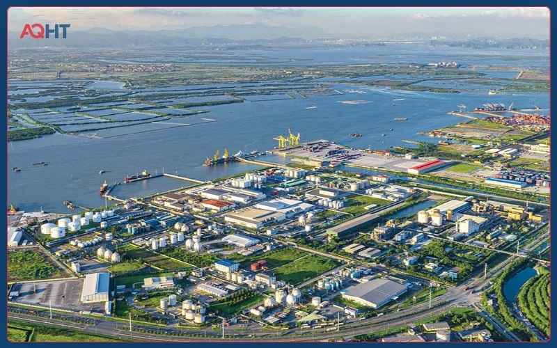 Hệ sinh thái khu công nghiệp Hà Tĩnh kết nối nhà máy logistics và cảng biển